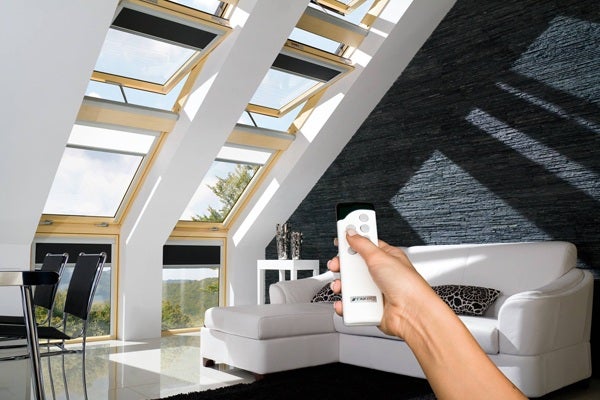 FAKRO Z-Wave electric roof window